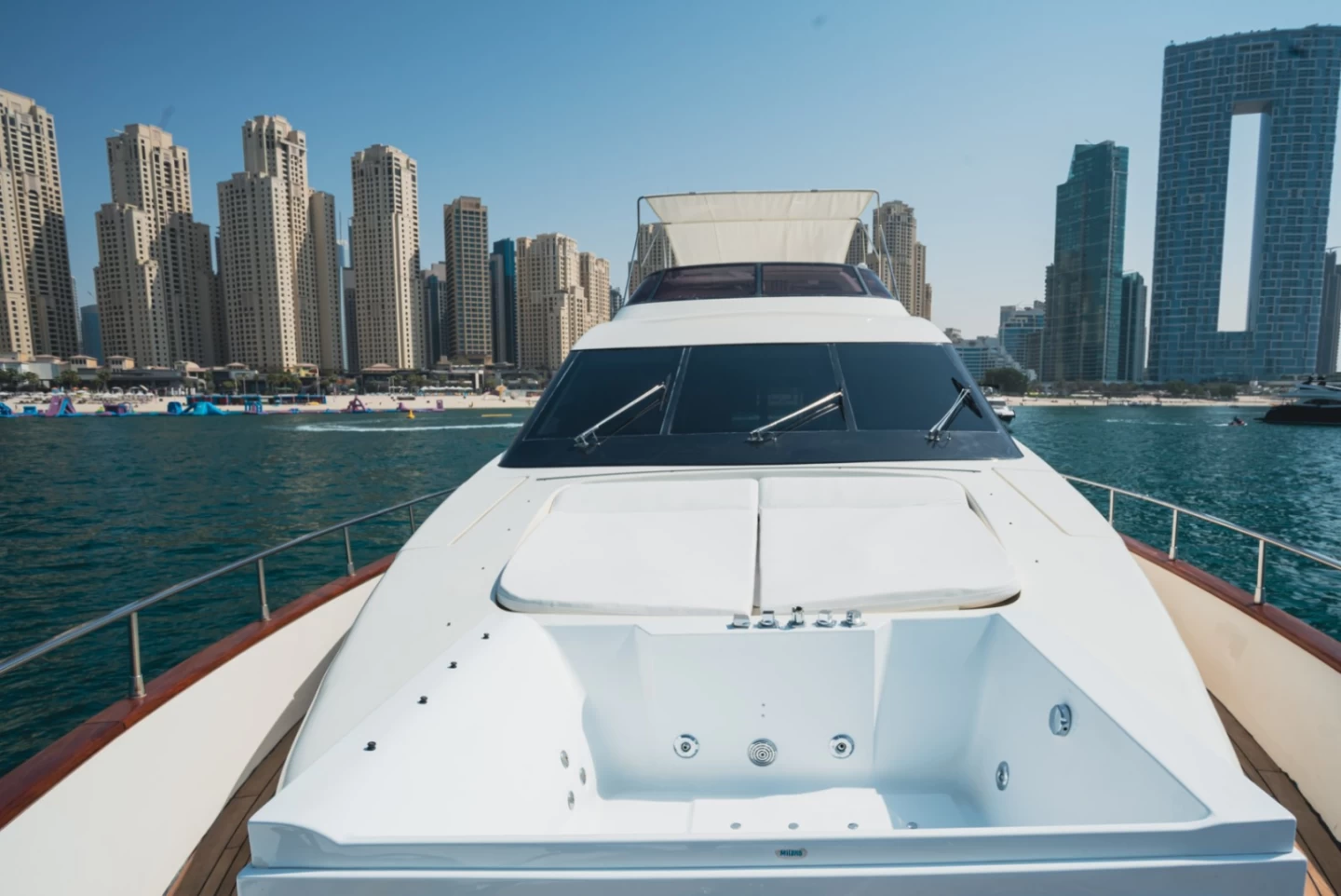 80ft Luxury Yacht View